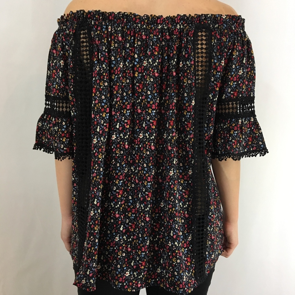 Floral Printed Crochet Lace Off Shoulder Top - Picture 6 of 7
